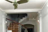 Cho thuê nhà Phố Đông Tác, 39m2, 2 ngủ, 2 vệ sinh, chỉ 8 Triệu - ở gia đình, nhóm 3 người tối đa